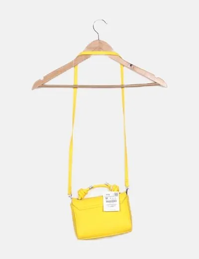 Pull&Bear Bolso amarillo nudos